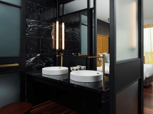 QT Perth : photo 5 de la chambre chambre lits jumeaux