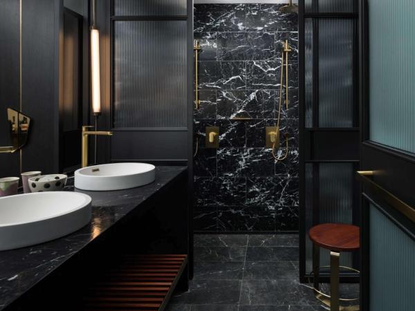 QT Perth : photo 6 de la chambre chambre lit king-size