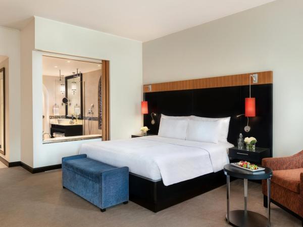 Oaks Ibn Battuta Gate Dubai : photo 2 de la chambre deluxe room with free shuttle bus to public beach