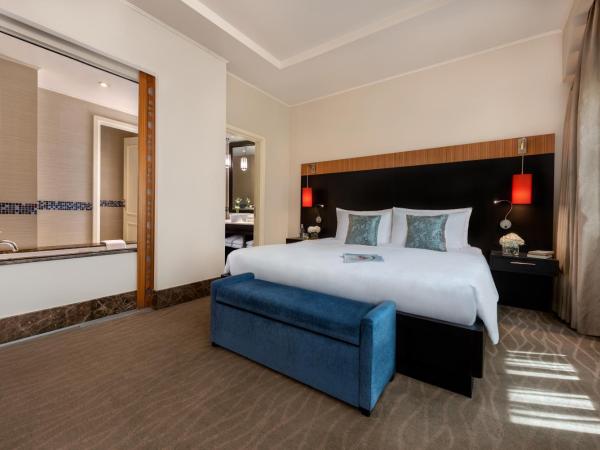 Oaks Ibn Battuta Gate Dubai : photo 4 de la chambre two-bedroom royal suite with free shuttle bus to public beach