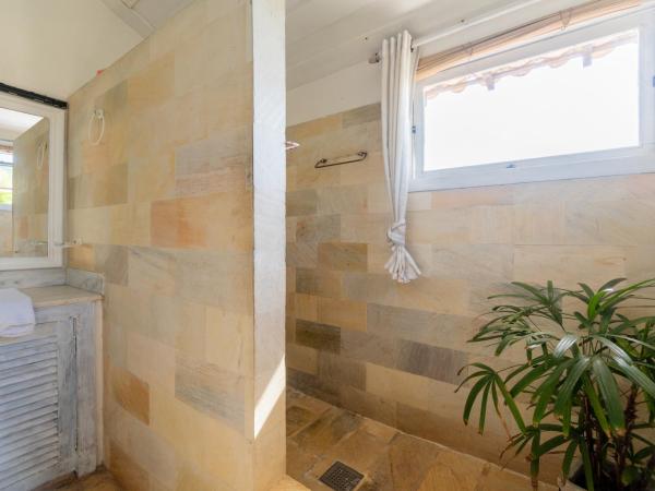 Morada do Sol Guest House : photo 10 de la chambre chambre familiale supérieure