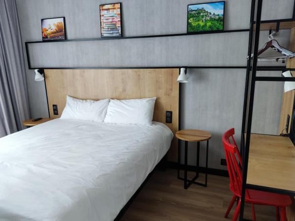 Ibis Brive Centre : photo 9 de la chambre chambre pour 1 ou 2 personnes