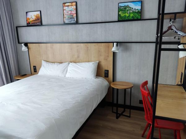 Ibis Brive Centre : photo 8 de la chambre chambre pour 1 ou 2 personnes