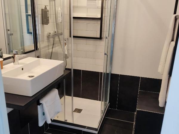 Ibis Brive Centre : photo 8 de la chambre chambre pour 1 ou 2 personnes