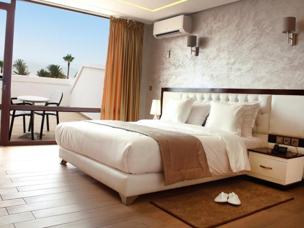 Hotel Club Almoggar Garden Beach : photo 5 de la chambre suite deluxe - vue sur mer