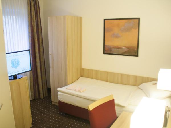 Hotel zum Adler - Superior : photo 2 de la chambre chambre simple