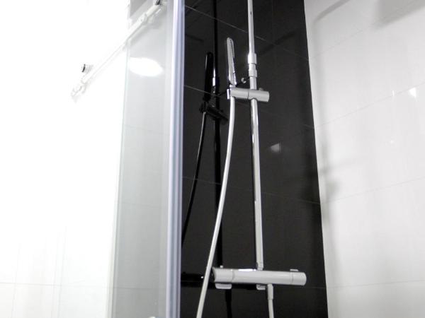 Urban Youth Hostel : photo 3 de la chambre chambre lits jumeaux avec salle de bains privative