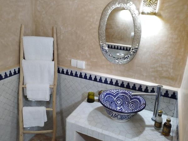 RIAD MAROSKO : photo 6 de la chambre chambre familiale avec salle de bains