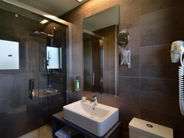 Ellopia Point Hotel : photo 2 de la chambre appartement (2 adultes)