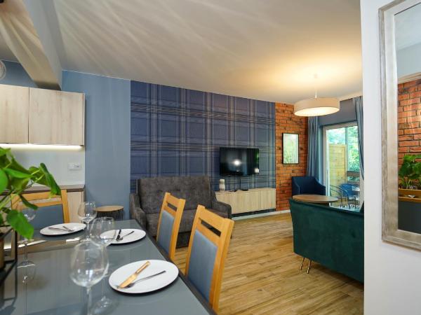 Apartamenty EverySky - Słowackiego 5a-b : photo 6 de la chambre appartement avec balcon