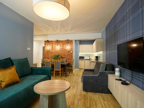 Apartamenty EverySky - Słowackiego 5a-b : photo 2 de la chambre appartement avec balcon