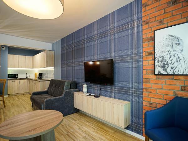 Apartamenty EverySky - Słowackiego 5a-b : photo 8 de la chambre appartement avec balcon