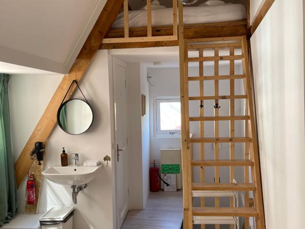 Tiny Private City Rooms Haarlem : photo 4 de la chambre chambre quadruple classique