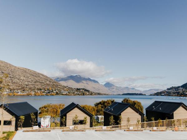 Driftaway Queenstown : photo 4 de la chambre chambre triple avec salle de bains commune