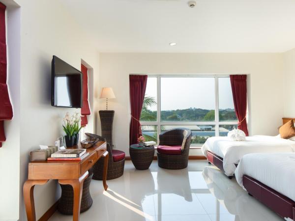 Kanchanaburi City Hotel - SHA Extra Plus : photo 1 de la chambre suite chambre familiale
