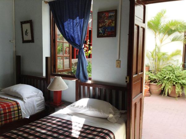 Hostal don Felipe : photo 1 de la chambre dortoir pour femmes