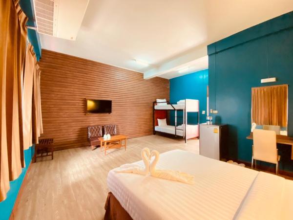 Miami Hotel Bangkok - SHA Plus : photo 1 de la chambre chambre familiale