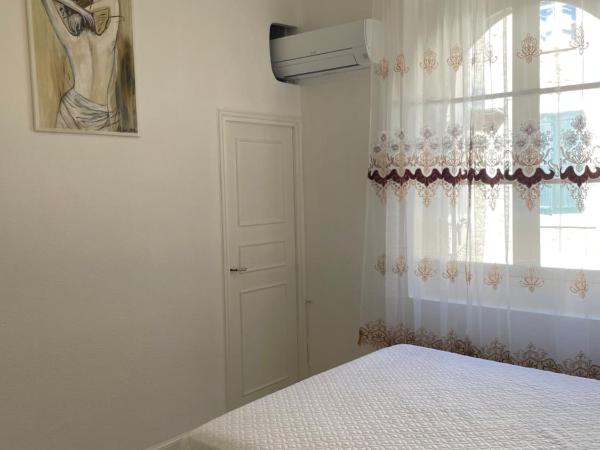 Maison du Cloitre Couvent des Carmes : photo 8 de la chambre appartement