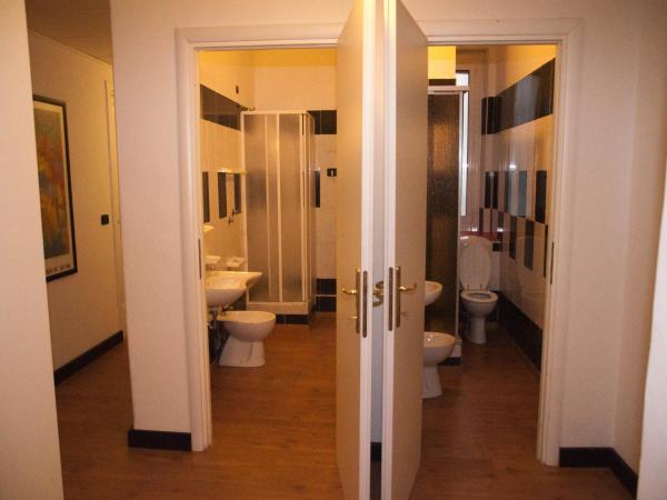 Le Stanze di Boccadasse : photo 5 de la chambre chambre double Économique avec salle de bains privative séparée