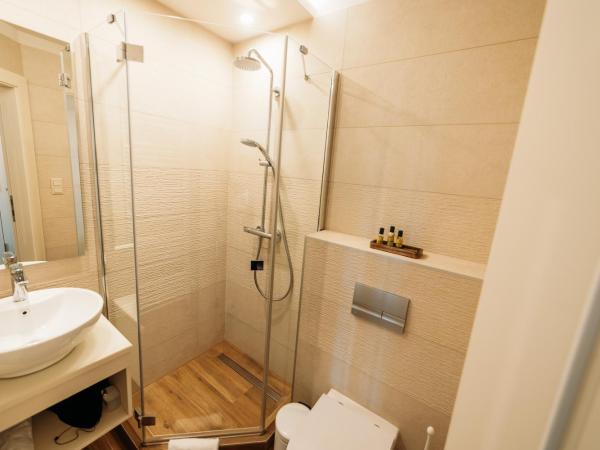 Lábasház Debrecen : photo 4 de la chambre chambre lit king-size