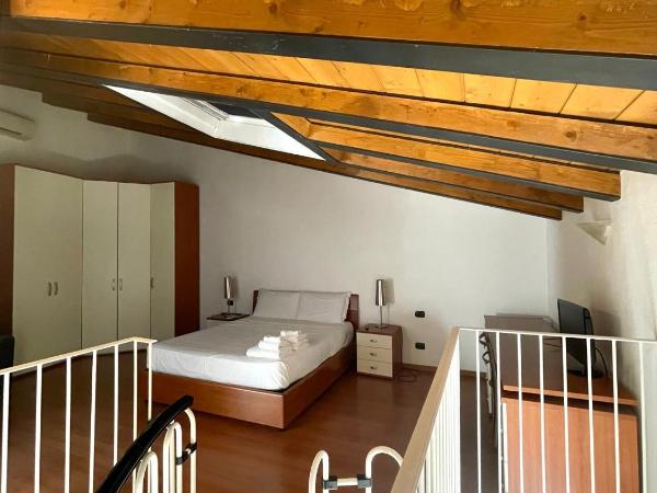 Easy Milano - Rooms and Apartments Navigli : photo 9 de la chambre maisonnette