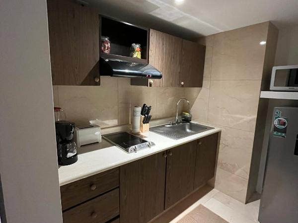 Zen Suites by Regente : photo 1 de la chambre suite avec balcon