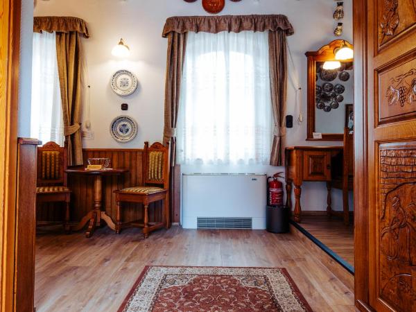 Kulacs Csarda Panzio : photo 8 de la chambre suite