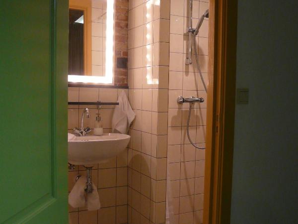 B&B Pakhuis Emden : photo 2 de la chambre chambre double