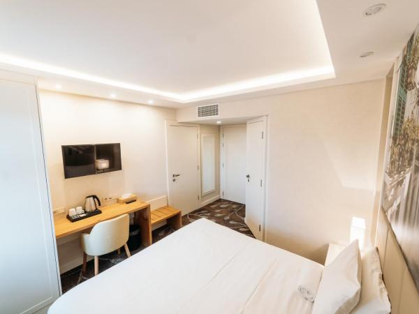 Lábasház Debrecen : photo 2 de la chambre chambre lit king-size