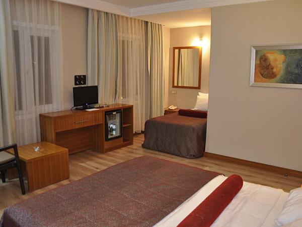 Island Hotel : photo 2 de la chambre chambre triple