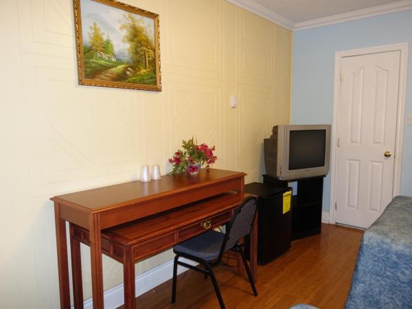 Motel Pierre : photo 5 de la chambre chambre double avec 2 lits doubles