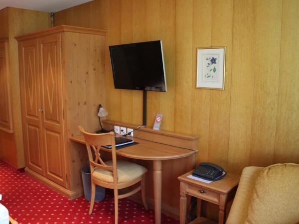 Hotel Sonnenberg : photo 5 de la chambre chambre lits jumeaux Économique sans vue sur montagne