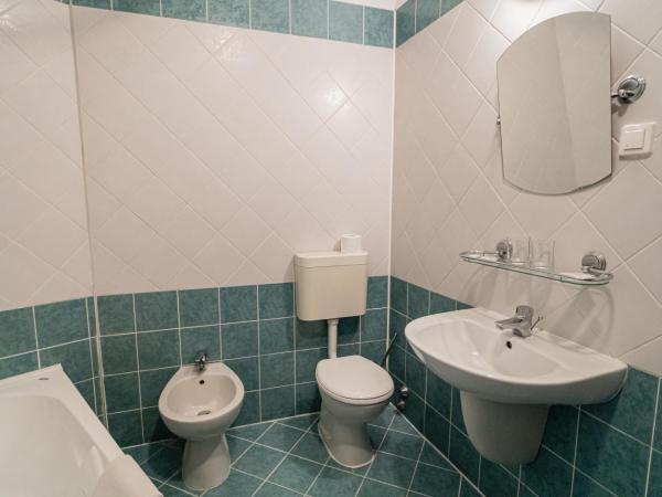 Hotel Polonia : photo 3 de la chambre chambre double