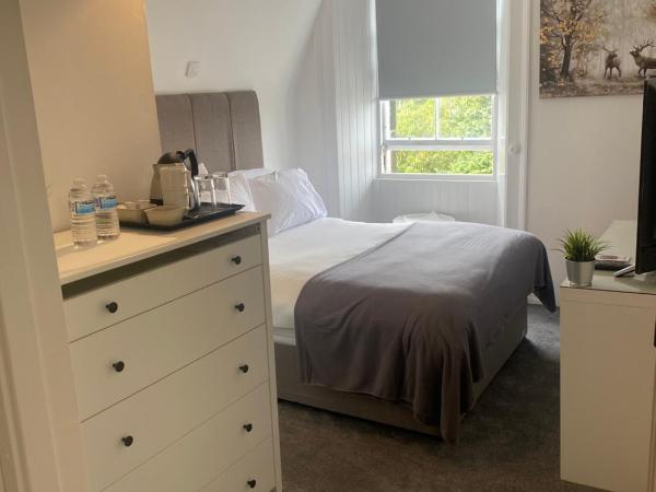 Ellwyn House : photo 1 de la chambre chambre double deluxe - vue sur mer