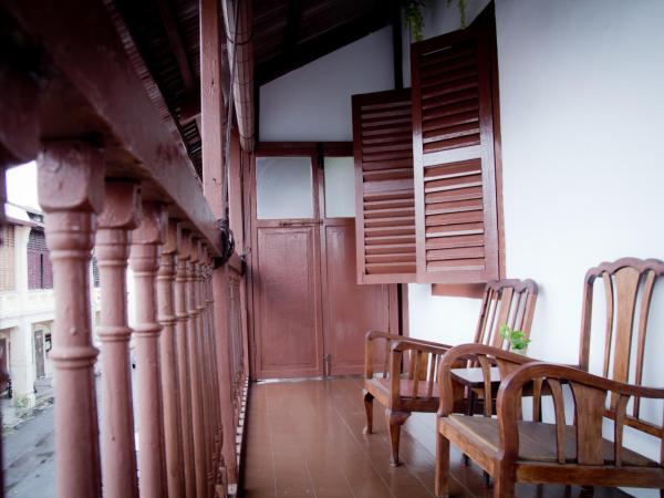 Vintage House : photo 5 de la chambre chambre lit king-size de luxe avec douche