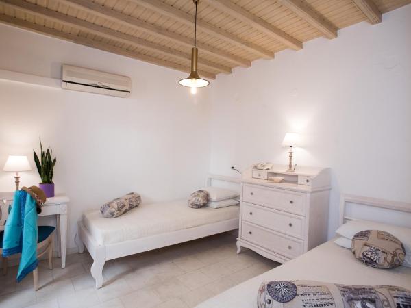 AEGEAN : photo 2 de la chambre chambre double