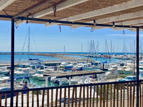 Les Vagues : photo 3 de la chambre chambre double deluxe - vue sur mer
