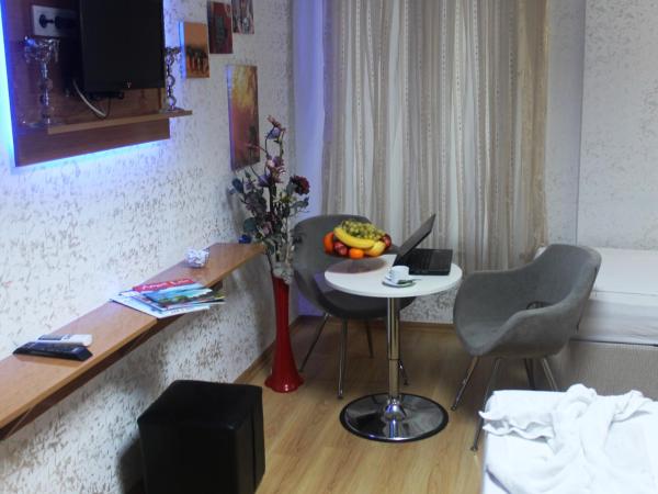 Avcılar İnci Hotel : photo 3 de la chambre chambre familiale