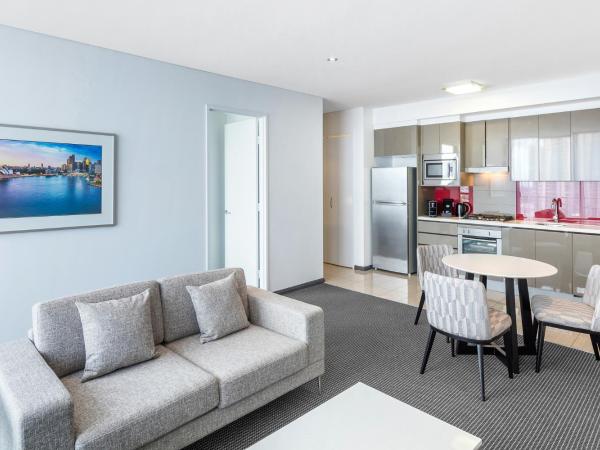 Meriton Suites Campbell Street, Sydney : photo 3 de la chambre suite 1 chambre altitude