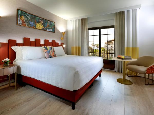 Hard Rock Hotel Marbella - Puerto Banús : photo 1 de la chambre chambre lits jumeaux classique