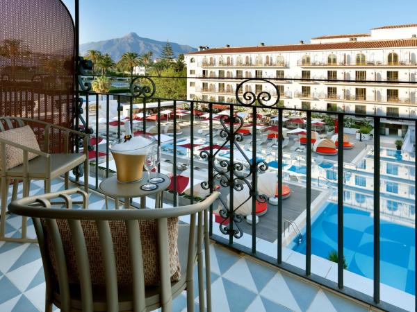 Hard Rock Hotel Marbella - Puerto Banús : photo 2 de la chambre chambre lits jumeaux de luxe