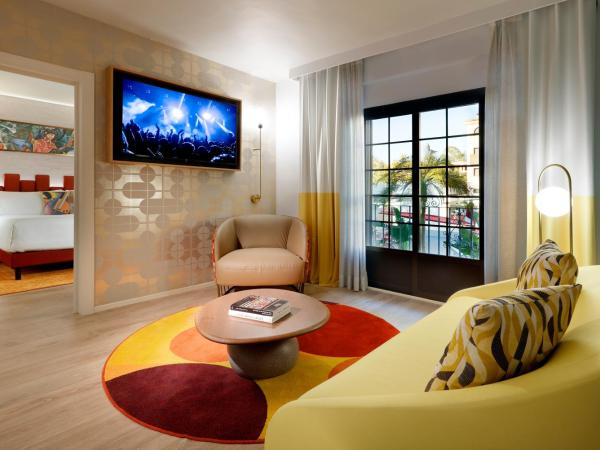 Hard Rock Hotel Marbella - Puerto Banús : photo 5 de la chambre suite