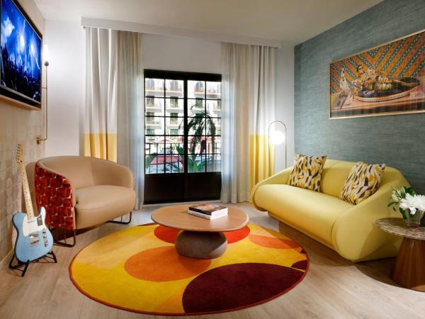 Hard Rock Hotel Marbella - Puerto Banús : photo 3 de la chambre suite