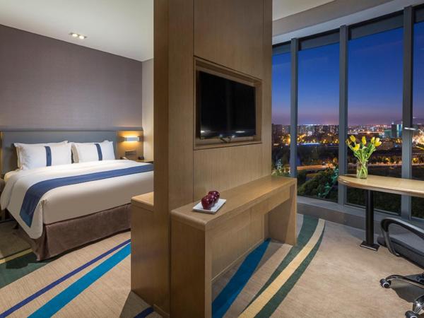 Holiday Inn Express Hangzhou East Station, an IHG Hotel : photo 3 de la chambre suite lit king-size