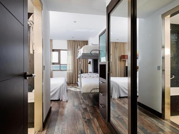 Hotel Cádiz Paseo del Mar, Affiliated by Meliá : photo 1 de la chambre chambre familiale avec vue sur la mer 