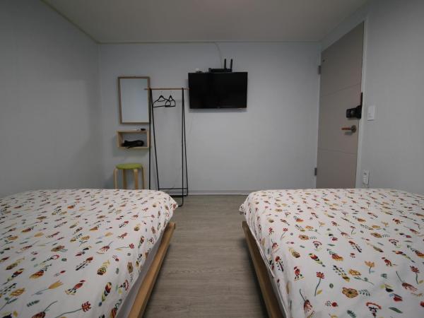 Bunk Backpackers Guesthouse : photo 7 de la chambre chambre lits jumeaux standard