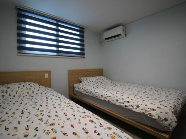 Bunk Backpackers Guesthouse : photo 8 de la chambre chambre lits jumeaux standard