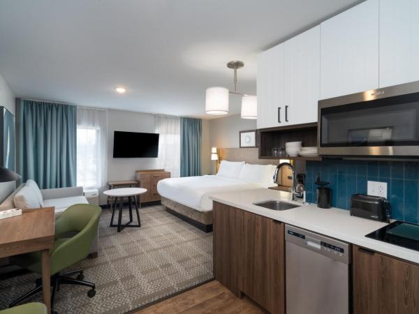 Staybridge Suites - Louisville - Expo Center, an IHG Hotel : photo 3 de la chambre suite studio avec lit king-size non-fumeurs