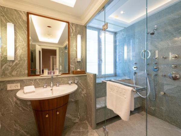 Suvretta House : photo 2 de la chambre suite avec vue sur lac