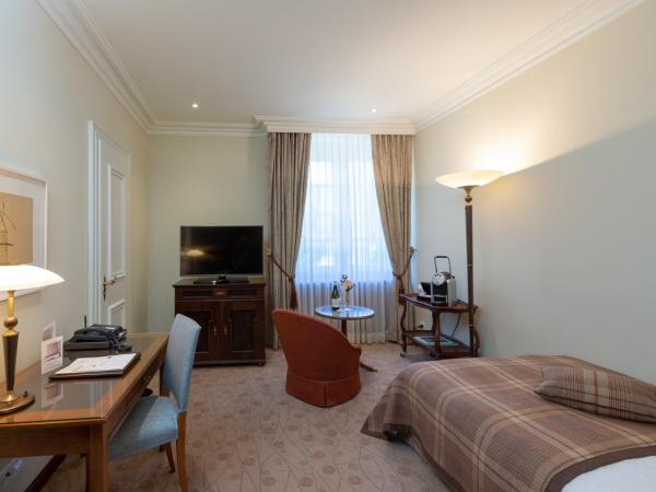 Suvretta House : photo 3 de la chambre chambre simple - vue sur montagne